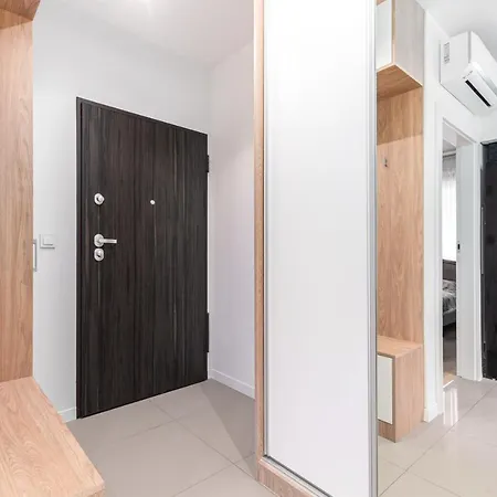 Bg Grzybowska Варшава